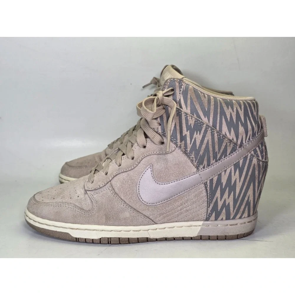 Nike Dunk Sky Hi Hidden Wedge Sneakers Women's Size 8.5 Gray Suede Casual Shoes